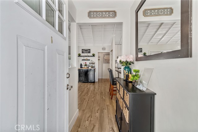 Detail Gallery Image 6 of 26 For 2884 Crescent-Way Thousand Oaks Way, Thousand Oaks,  CA 91362 - 2 Beds | 1 Baths