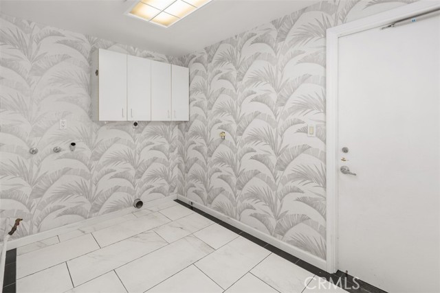 Detail Gallery Image 21 of 41 For 4121 Park View, Riverside,  CA 92501 - 3 Beds | 2/1 Baths