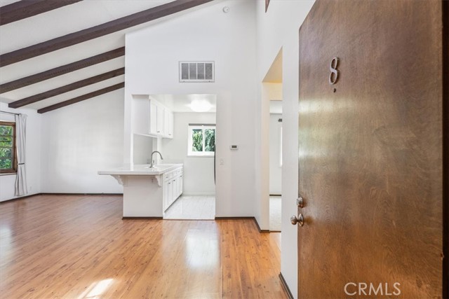 Detail Gallery Image 18 of 22 For 4633 Ben Ave #8,  Valley Village,  CA 91607 - 1 Beds | 1 Baths
