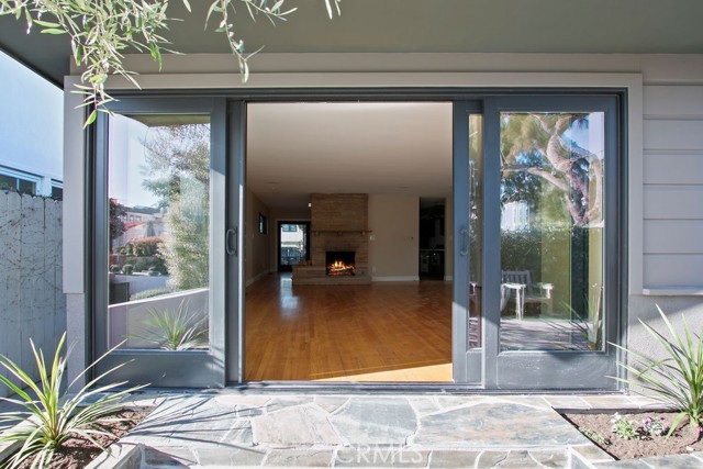 Front Image Thumbnail for CRNP25268505