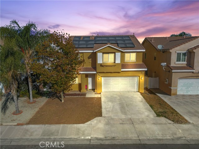 Detail Gallery Image 1 of 39 For 252 Camino De La Luna, Perris,  CA 92571 - 4 Beds | 3 Baths