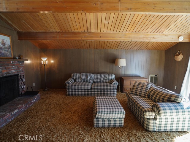 Detail Gallery Image 9 of 22 For 997 Berne Dr, Crestline,  CA 92325 - 2 Beds | 2 Baths