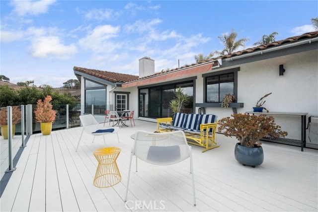 5088 San Jacinto Circle West, Fallbrook CA: https://media.crmls.org/medias/cdcec006-0332-4d01-8cfa-6e0a1bff81e4.jpg