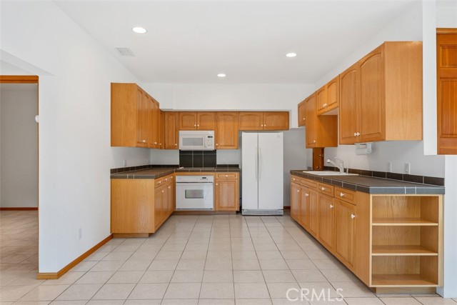 Detail Gallery Image 32 of 49 For 4 Castle Rock Way, Laguna Beach,  CA 92651 - 5 Beds | 4/1 Baths