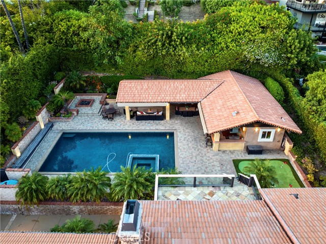 Detail Gallery Image 12 of 57 For 19151 Fowler, Santa Ana,  CA 92705 - 5 Beds | 4 Baths