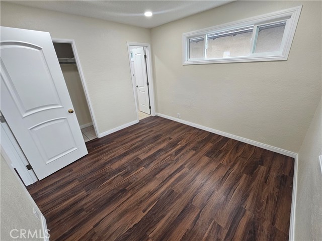 10558 Langmuir Avenue, Sunland CA: https://media.crmls.org/medias/cdd0921f-e497-4dcf-a7d3-b0deb48c2728.jpg