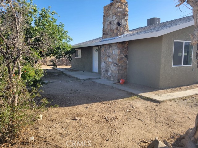 Detail Gallery Image 3 of 19 For 2340 Armory Rd, Barstow,  CA 92311 - 3 Beds | 1 Baths