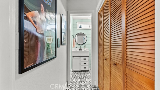 Detail Gallery Image 15 of 26 For 17931 Magnolia Bld #24,  Encino,  CA 91316 - 2 Beds | 2/1 Baths