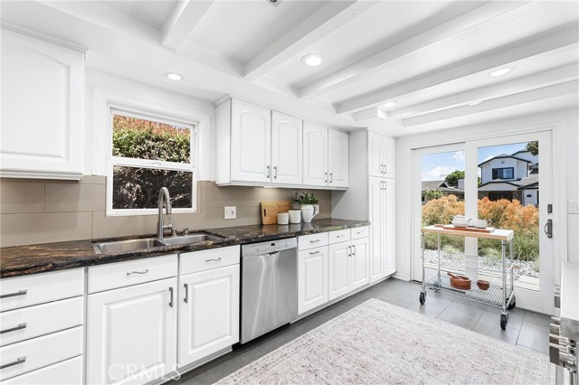 Detail Gallery Image 23 of 47 For 3219 Gibson Pl, Redondo Beach,  CA 90278 - 3 Beds | 2 Baths