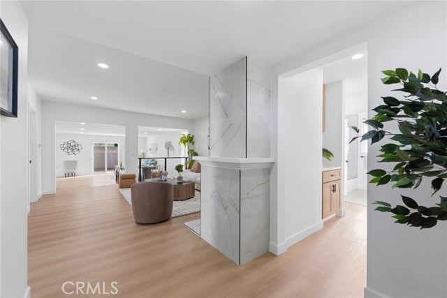 Detail Gallery Image 2 of 45 For 2614 W 111th, Inglewood,  CA 90303 - 5 Beds | 3 Baths