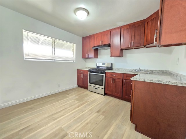 Detail Gallery Image 4 of 13 For 540 E 7th St #G,  Upland,  CA 91786 - 2 Beds | 1 Baths