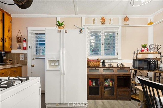 25576 Hi Lane, Twin Peaks CA: https://media.crmls.org/medias/cdd27203-87ed-45be-9264-627c7d07629b.jpg