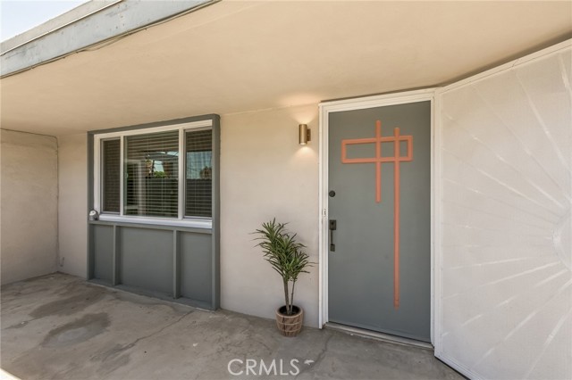 42985 Warner Trail, Palm Desert CA: https://media.crmls.org/medias/cdd2ddf2-c969-4c25-84c3-514735d00543.jpg