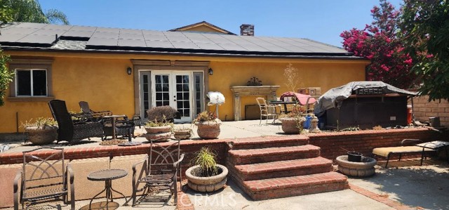 Detail Gallery Image 10 of 44 For 13573 Gladstone Ave, Sylmar,  CA 91342 - 3 Beds | 2/1 Baths