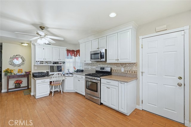 Detail Gallery Image 4 of 40 For 16321 Sugargrove Dr, Whittier,  CA 90604 - 3 Beds | 2 Baths