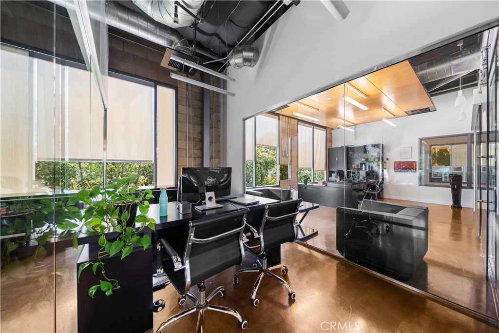 MLS #OC25143028 img 21