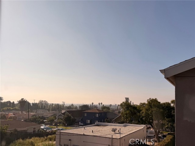 Detail Gallery Image 6 of 9 For 716 Fischer, Glendale,  CA 91205 - – Beds | – Baths