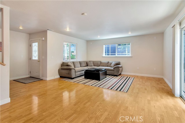 Detail Gallery Image 4 of 39 For 2305 Ridge Rider Rd, Bradley,  CA 93426 - 3 Beds | 2/1 Baths