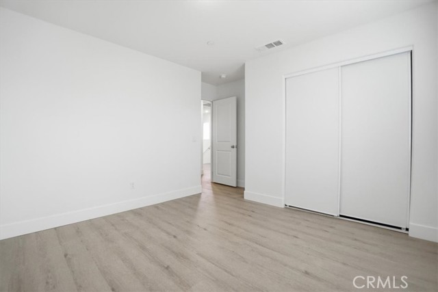 Detail Gallery Image 13 of 30 For 14219 Fir, Oak Hills,  CA 92344 - 4 Beds | 3 Baths