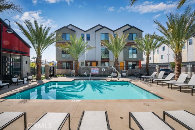 Detail Gallery Image 62 of 63 For 5860 Linden #8,  Long Beach,  CA 90805 - 3 Beds | 2/1 Baths