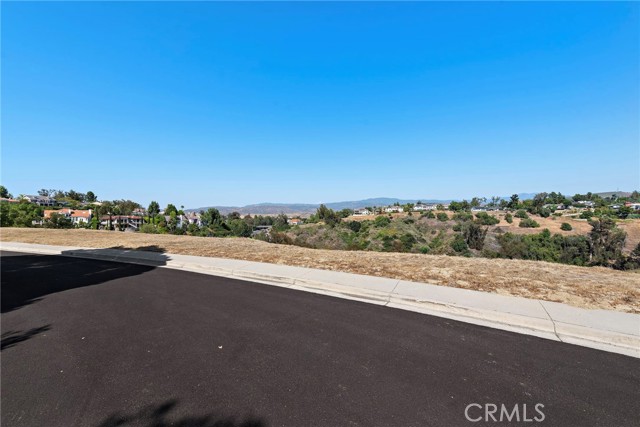 10212 St Cloud, North Tustin CA: https://media.crmls.org/medias/cdd6887e-c536-467d-bf93-30a7a46f16ce.jpg
