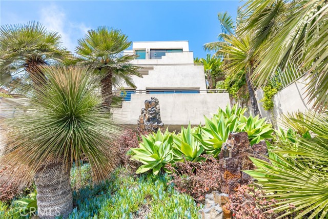 Detail Gallery Image 21 of 29 For 153 Cedar Way, Laguna Beach,  CA 92651 - 3 Beds | 2/1 Baths