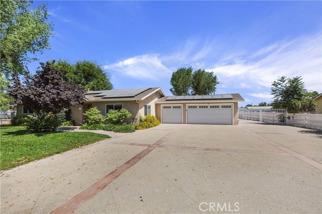 1197 Carob Ln, Norco, CA 92860