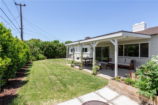 2136 E Jackson Avenue, Orange CA: https://media.crmls.org/medias/cdda156b-be59-43f8-9189-308971edb88f.jpg
