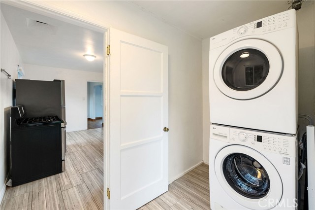 Detail Gallery Image 24 of 50 For 2279 W 239th, Torrance,  CA 90501 - 3 Beds | 2 Baths