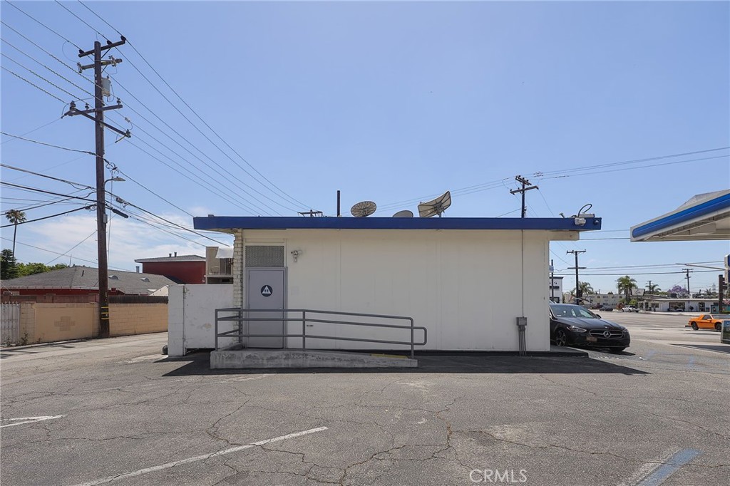 MLS #DW26142749 image #3