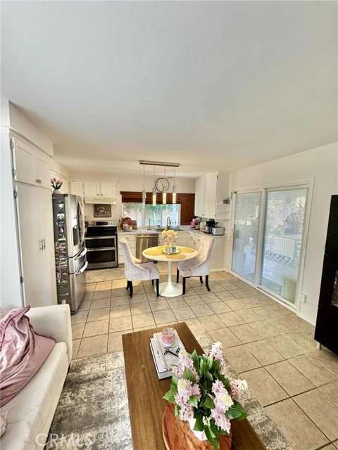 Detail Gallery Image 13 of 32 For 1782 Green Meadow, Tustin,  CA 92780 - 3 Beds | 2 Baths