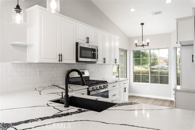 Image 11 of 37 For 28342 Inspiration Lake Drive
