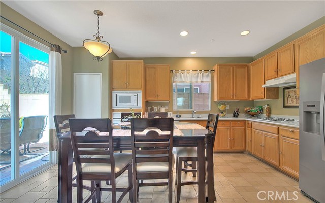 Detail Gallery Image 24 of 58 For 16278 Pablo Creek Ln, Fontana,  CA 92336 - 3 Beds | 2/1 Baths