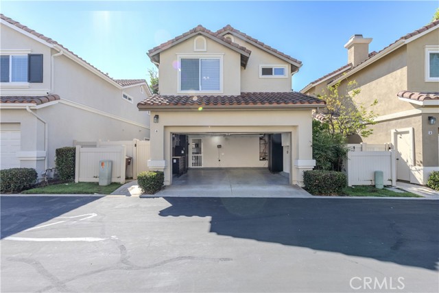 4 Paseo Pensamiento, Rancho Santa Margarita CA: https://media.crmls.org/medias/cddfdd0b-e422-4d20-9b01-fbeeec55141a.jpg