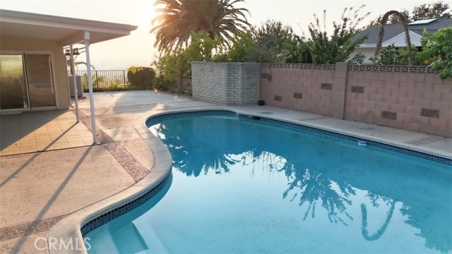 Detail Gallery Image 12 of 45 For 2651 Sleepy Hollow Pl, Glendale,  CA 91206 - 3 Beds | 2 Baths