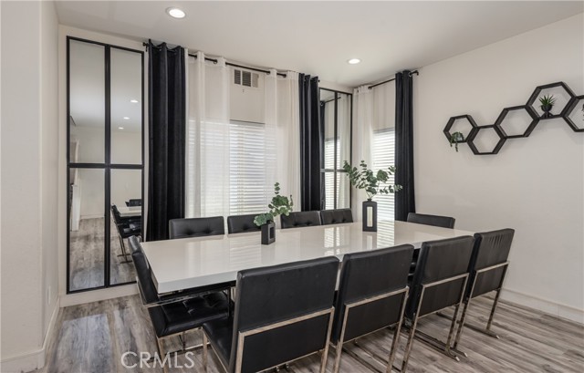 Detail Gallery Image 5 of 38 For 13020 Banning, Victorville,  CA 92392 - 5 Beds | 3/1 Baths