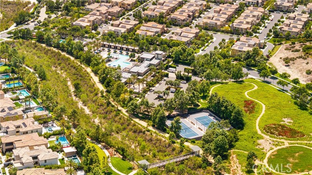 Detail Gallery Image 65 of 67 For 57 Kite, Irvine,  CA 92618 - 5 Beds | 5/1 Baths