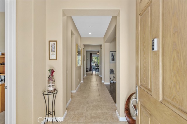 Detail Gallery Image 3 of 39 For 1195 Pamplona, Riverside,  CA 92508 - 4 Beds | 3/1 Baths