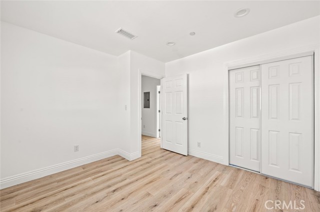 941 E 97th Street, Los Angeles CA: https://media.crmls.org/medias/cde07d31-b3b2-4394-8d51-cadce8744728.jpg