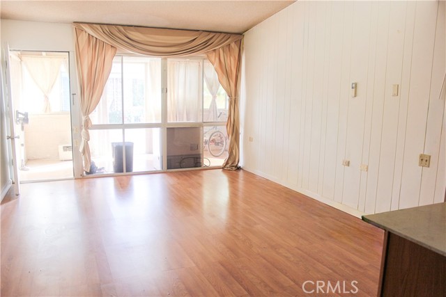 Detail Gallery Image 10 of 14 For 13701 Annandale Drive 15c,  Seal Beach,  CA 90740 - 1 Beds | 1 Baths