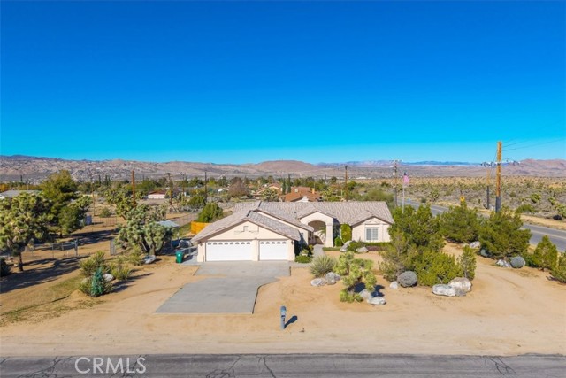 Detail Gallery Image 3 of 61 For 58484 Juarez, Yucca Valley,  CA 92284 - 4 Beds | 2 Baths