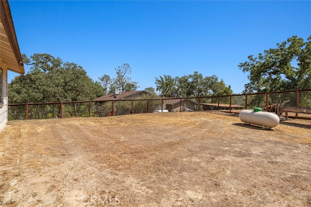 30015 Stetson Drive, Coarsegold CA: https://media.crmls.org/medias/cde10d31-d06f-414b-af50-0a6f67a1f65a.jpg