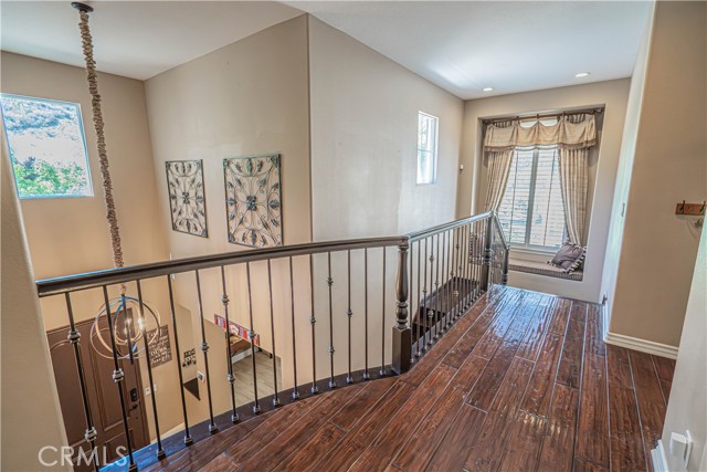 25505 Brighton Place, Stevenson Ranch CA: https://media.crmls.org/medias/cde19f84-ad5f-46f2-8cf3-8d97240a08b2.jpg