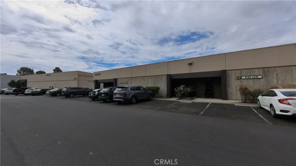 MLS #OC25252957 image #28