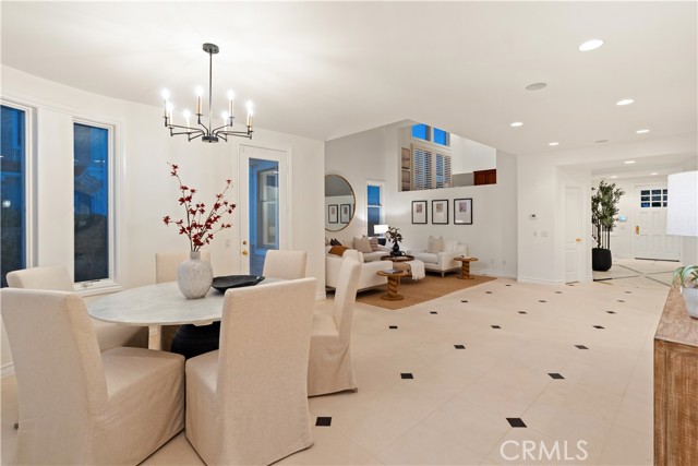 Detail Gallery Image 5 of 34 For 47 Cape Andover, Newport Beach,  CA 92660 - 4 Beds | 3/2 Baths