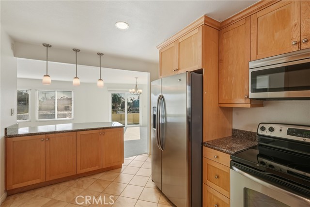 Detail Gallery Image 10 of 29 For 3737 E 2nd St #301,  Long Beach,  CA 90803 - 3 Beds | 2 Baths