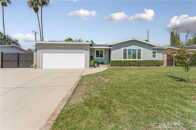 1033 E Lemon Ave, Glendora, CA 91741