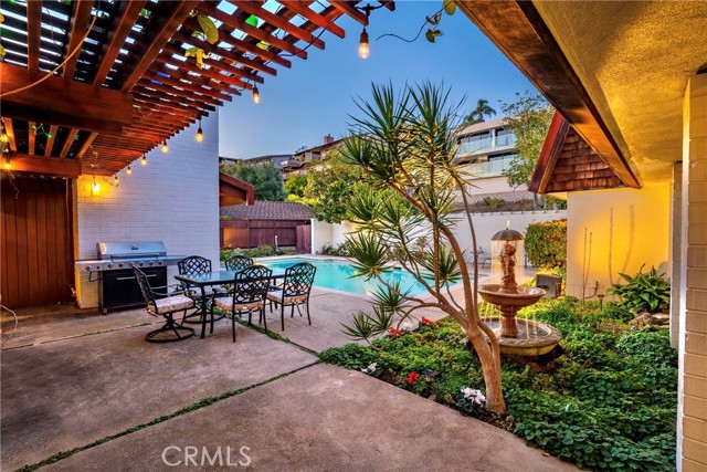 Detail Gallery Image 59 of 63 For 481 Dartmoor St, Laguna Beach,  CA 92651 - 4 Beds | 3/1 Baths