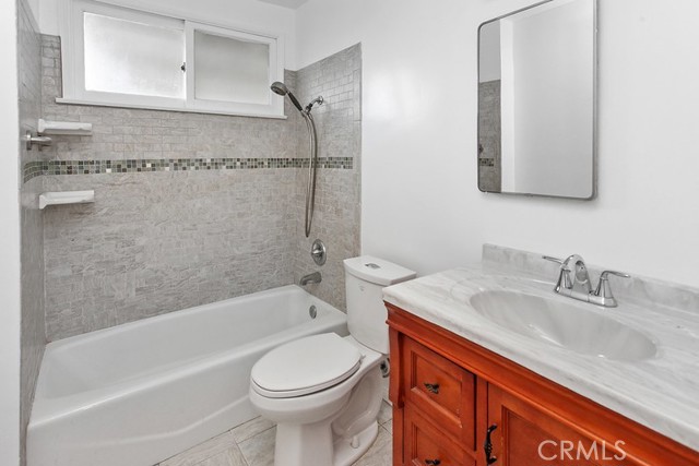 Detail Gallery Image 7 of 11 For 7723 Capistrano Ave, West Hills,  CA 91304 - 3 Beds | 2 Baths