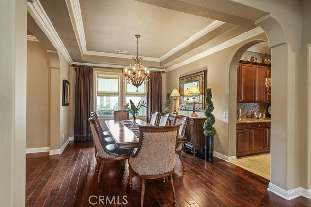 26935 Cotswold Drive, Canyon Country CA: https://media.crmls.org/medias/cde43eb5-04d4-4003-8ce6-946c1b75e178.jpg
